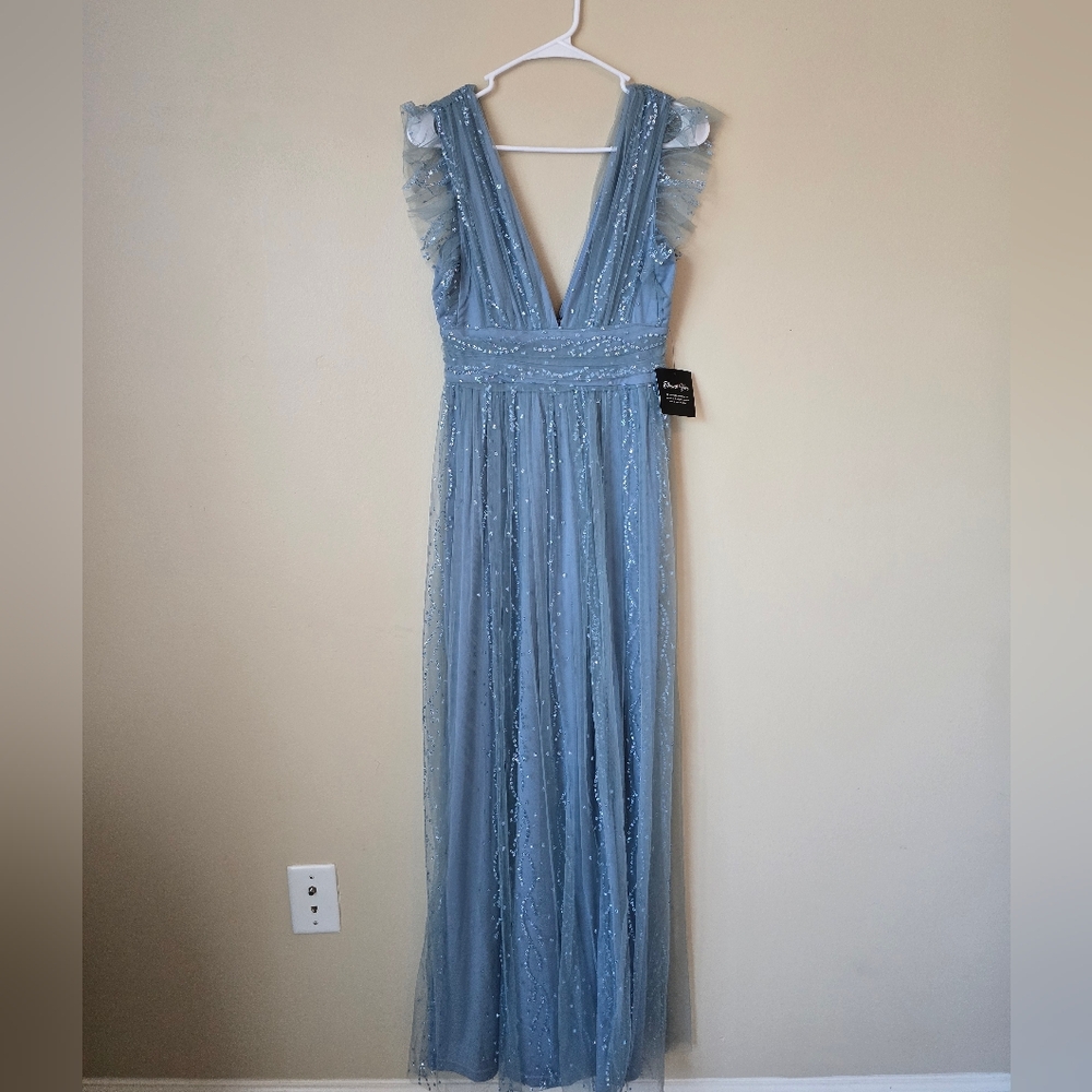 Elegant Blue V-Neck Gown